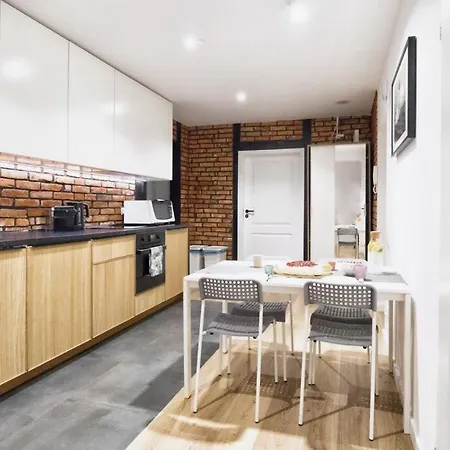 Archirent Warynskiego 格但斯克